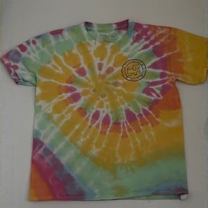 I am selling a puppy love shirt in (Tie Die) YMD.( 10-12 girls ) smoke free home